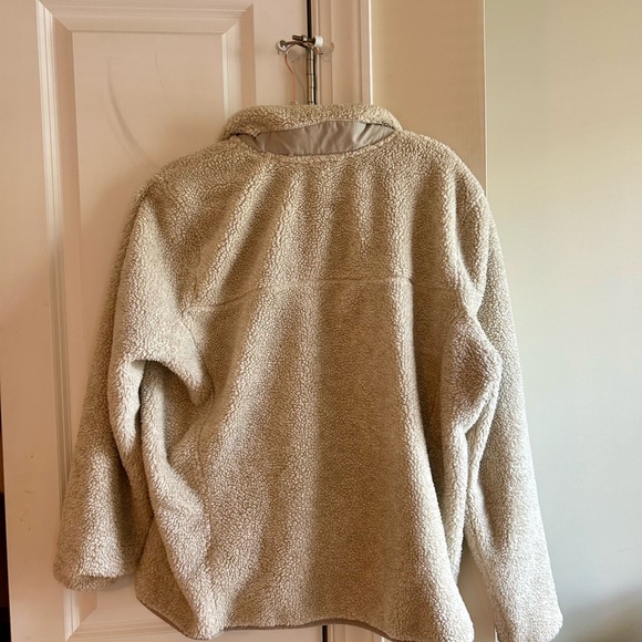 L.L. Bean Cream Sherpa Sweater - Picture 6 of 6